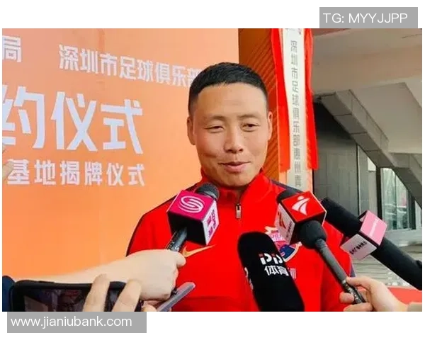 儿童足球护肘的重要性及选购指南助力小球员安全成长